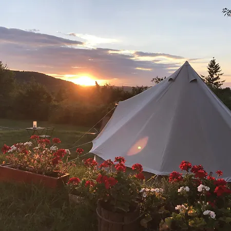 Glamp-inn Κάμπινγκ